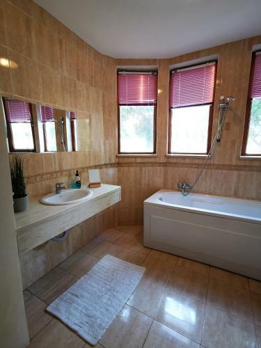 Hostal Casa Divna