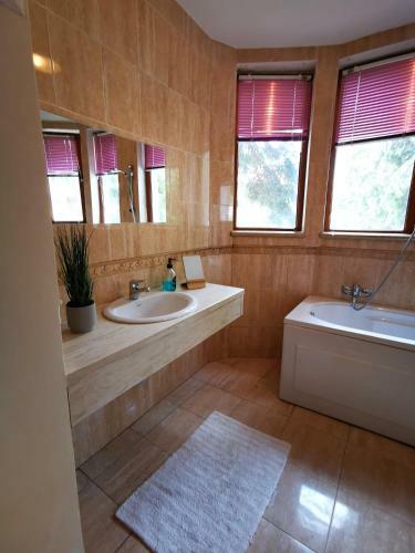 Hostal Casa Divna