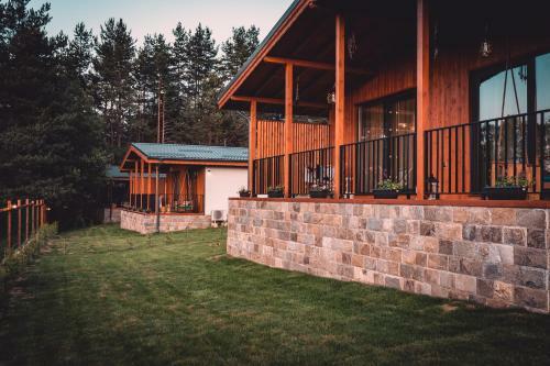 Villa Dakota Forest Retreat