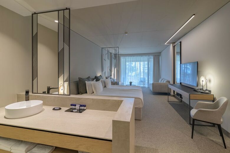 Aquahouse Hotel & Spa