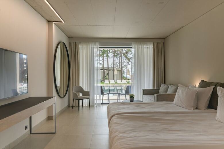 Aquahouse Hotel & Spa