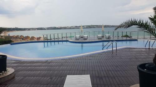 Sand Lilies Beach Apartment