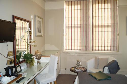 Hostal Brookfield House