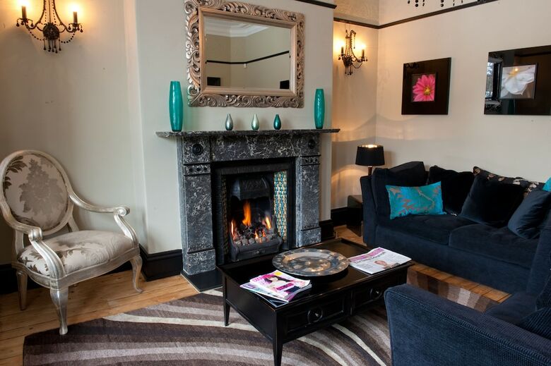 Hostal The Grafton Boutique B&B