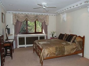 Hostal Cotswold House