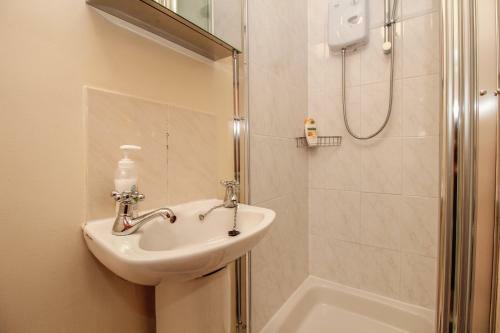 Bed & Breakfast Harris Guest Accommodation