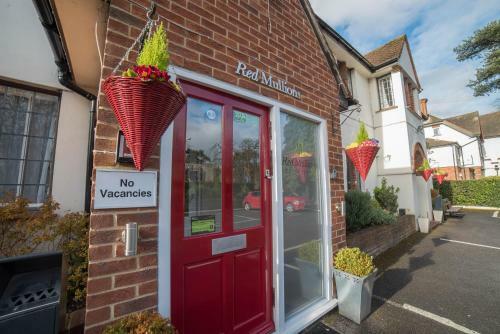 Hostal Red Mullions Guest House