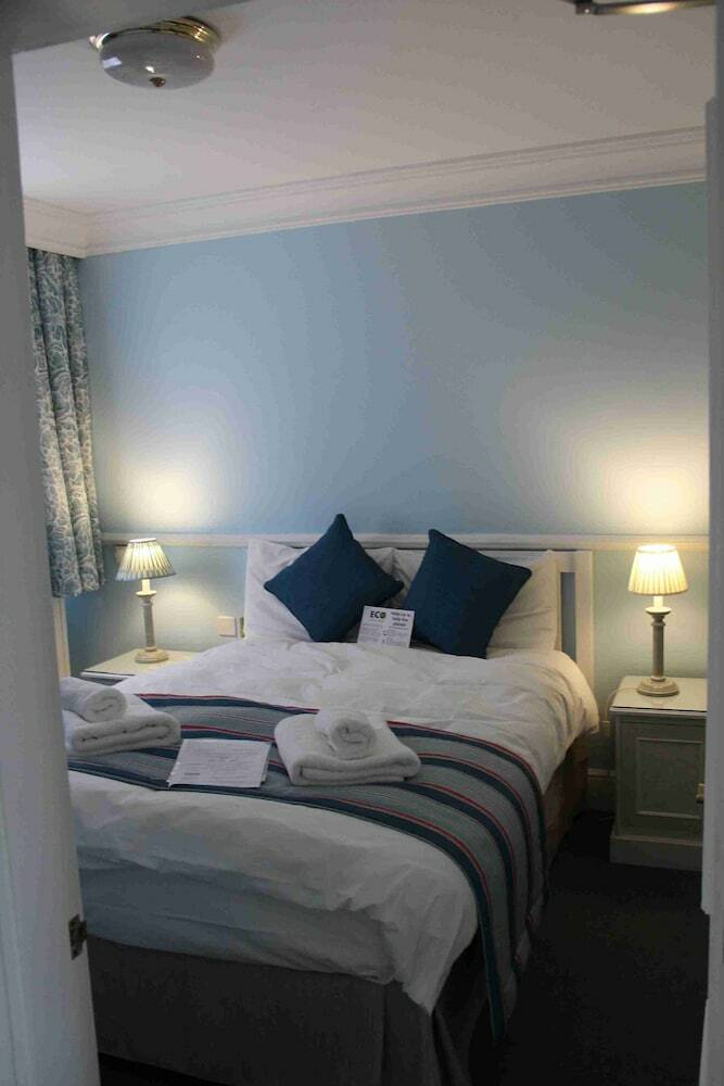 Bed & Breakfast St Margarets Hotel
