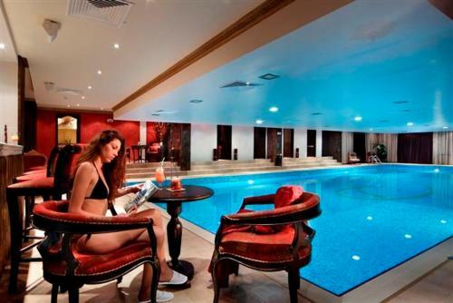 Grand Monastery Private Apartment