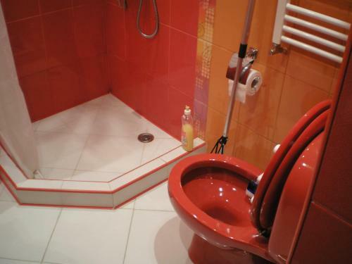 Small Luxury Apartment In A Top Location In Mladost 1a