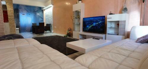 Apartamento Cozy & Stylish Condo Next To Ndk