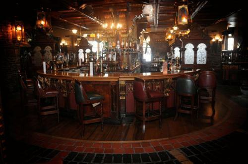 Benedicts Hotel