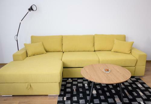 Apartamento ? Moderno ? 1 -bedroom With Parking & Patio