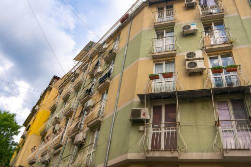 Top Location Apartment In The Center