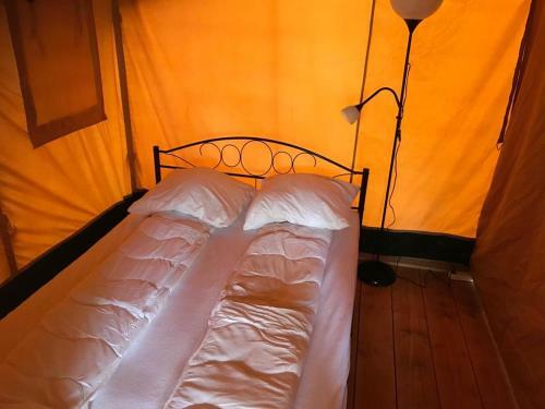Glamping Safaritent Op Camping de Rimboe