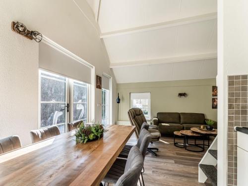Cosy Holiday Home In Lunteren With Terrace