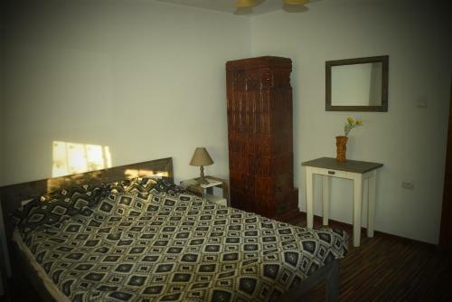 Hostal Casa Smeilor Horezu