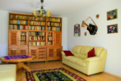Hostal Casa Smeilor Horezu