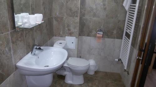 Hostal La Tusi Lovrin