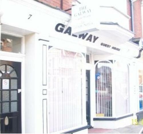 Hostal Galway Guest House