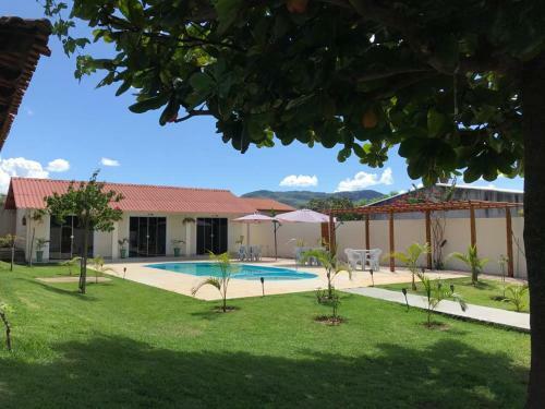 Hostal Suites Bougainville