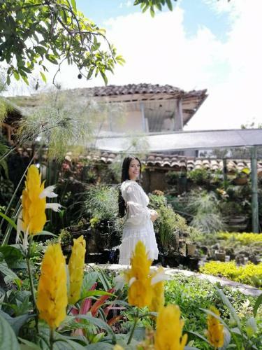 Hotel Salamina Highs