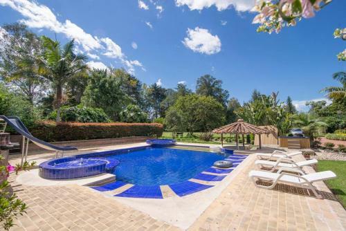 Stunning Llanogrande Paradise Villa / Pool & Jacuzzi