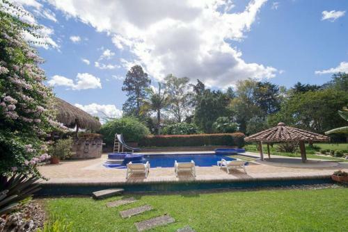 Stunning Llanogrande Paradise Villa / Pool & Jacuzzi