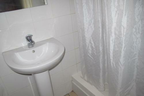 Hostal Chiswick Court Hotel - B&B