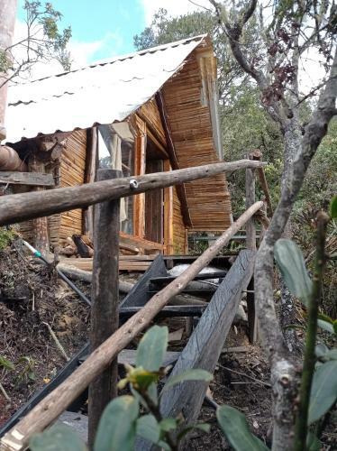Caba�as El Paraiso Sesquile