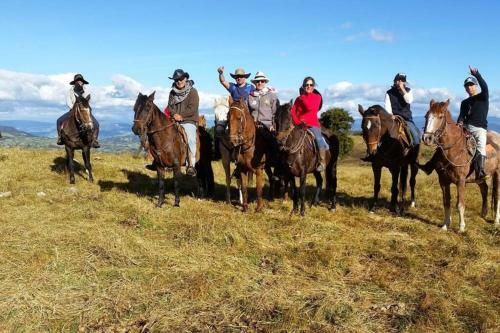 Un Refugio En Las Monta�as De Tabio