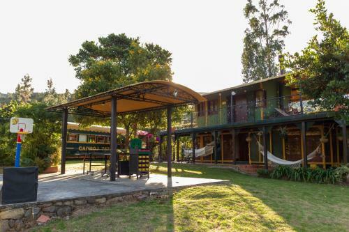 Albergue Los Vagones de William