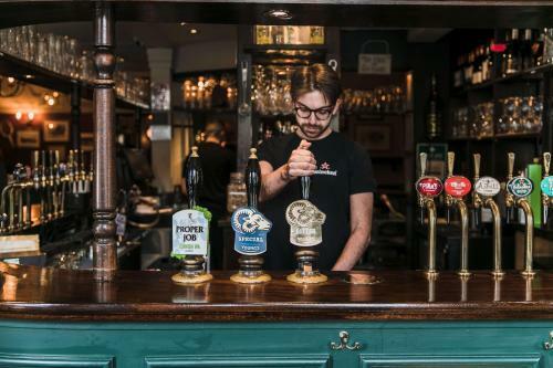Posada Rose And Crown Hotel