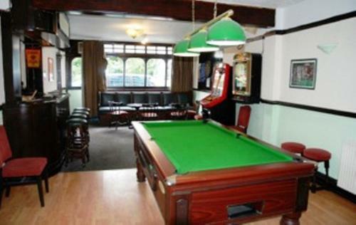 Posada Old Oak Tree Inn