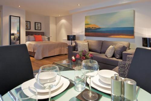 Apartamentos Fraser Residence City