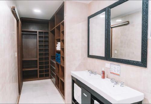 Hostal Casa Hotel Boutique Habibi - San Andres Islas