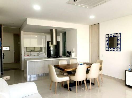 Charming Apartment With Sea View