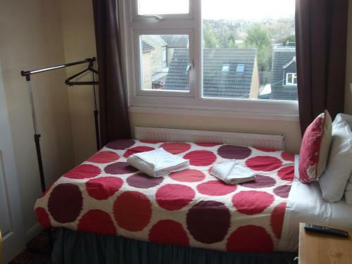 Hostal Kirkwood House
