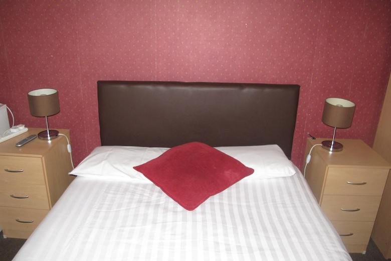 Hostal A To B Hotel