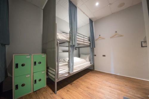 Deer Traveler Hostel