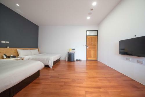 Deer Traveler Hostel