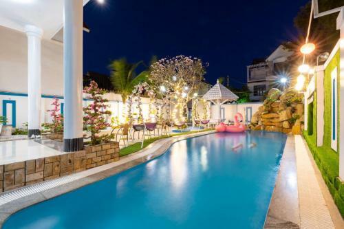 Villa Bi?t Th? H? B?i V?ng T�u C?c R?ng G?n Bi?n