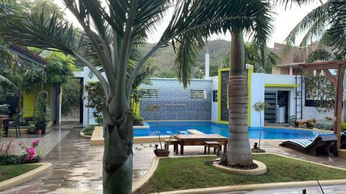 Hotel Coco Mar Suites