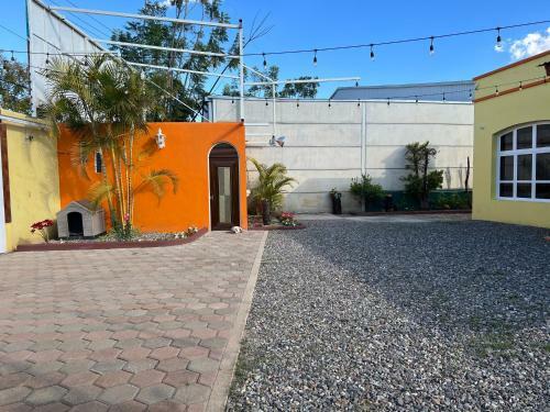 Hostal Ohana Apartments
