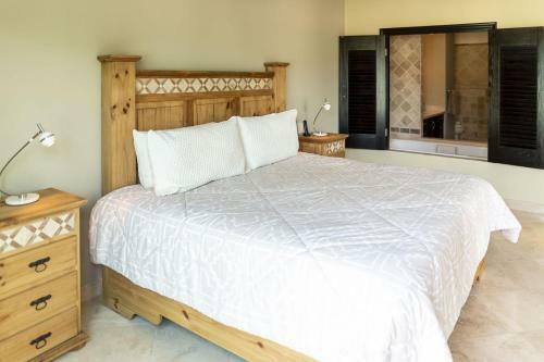 Puerta Cabos Village H306 2br By Casago