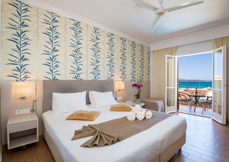 Hotel Kalyves Beach