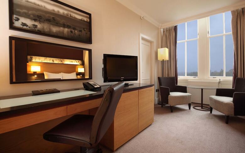 Doubletree By Hilton Dunblane Hydro Hotel