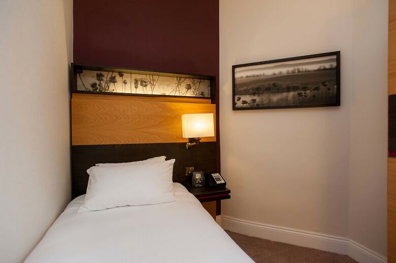 Doubletree By Hilton Dunblane Hydro Hotel