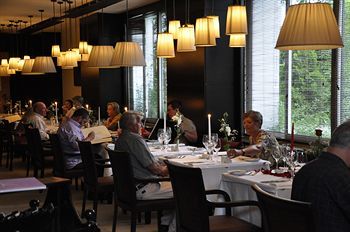 Hotel Amara Wing Resort
