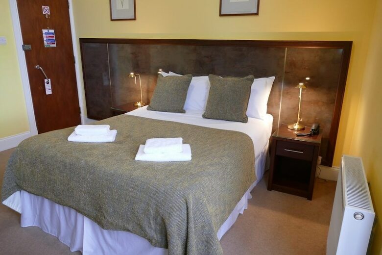 Hostal Strathness House